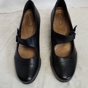 Clarks Black Leather Mary Jane Heels NEW